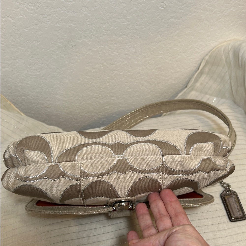 Coach Beige and silver sparkle  Signature Shoulder Bag - Picture 6 of 13